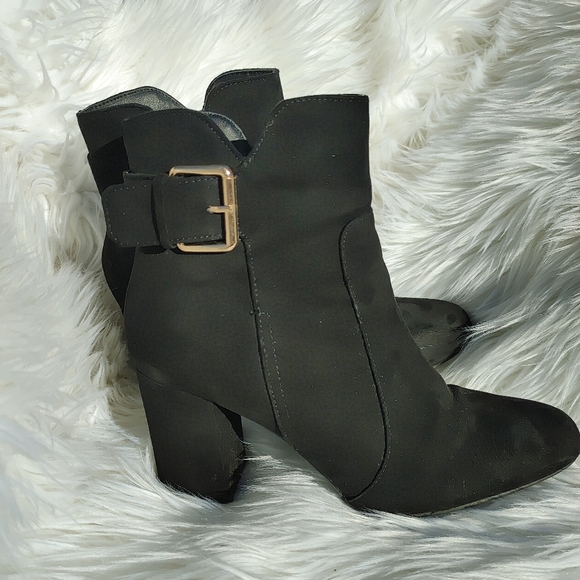 Diba Shoes - DIBA brand boots size 9